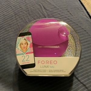 Brand new Foreo Luna fofo face brush
